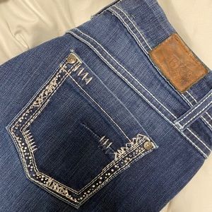 Buckle BKE Harper Skinny Jeans